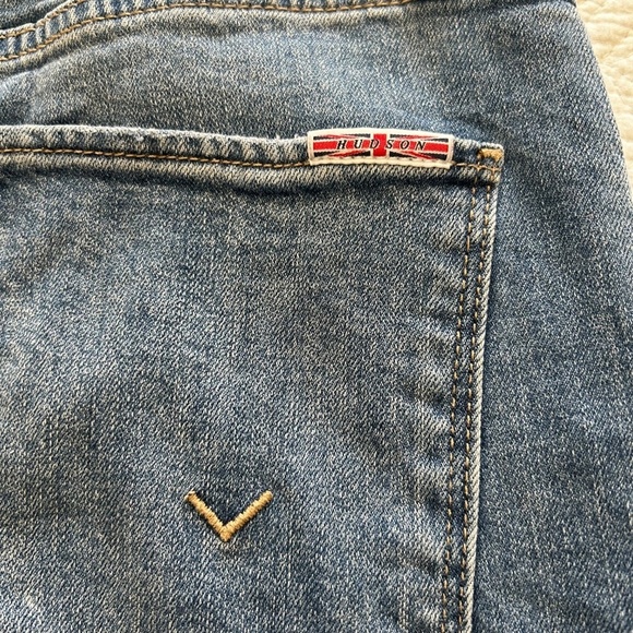 Hudson Noa High Rise Straight Cropped Jean Frayed Hem in Addison Size 26 - Picture 10 of 17